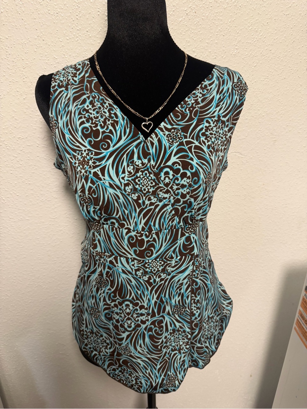 Saint Tropez West Brown and Turquoise Floral V-Neck Camisole